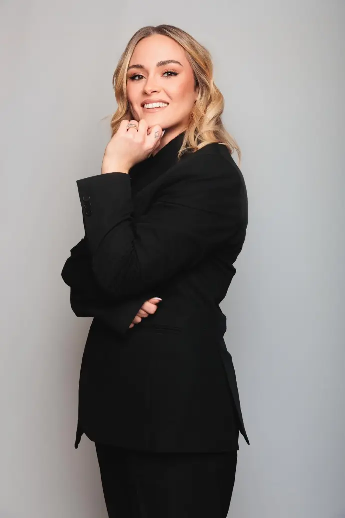 Isaline Gontier - Conseil en image, style, morphologie et colorimétrie