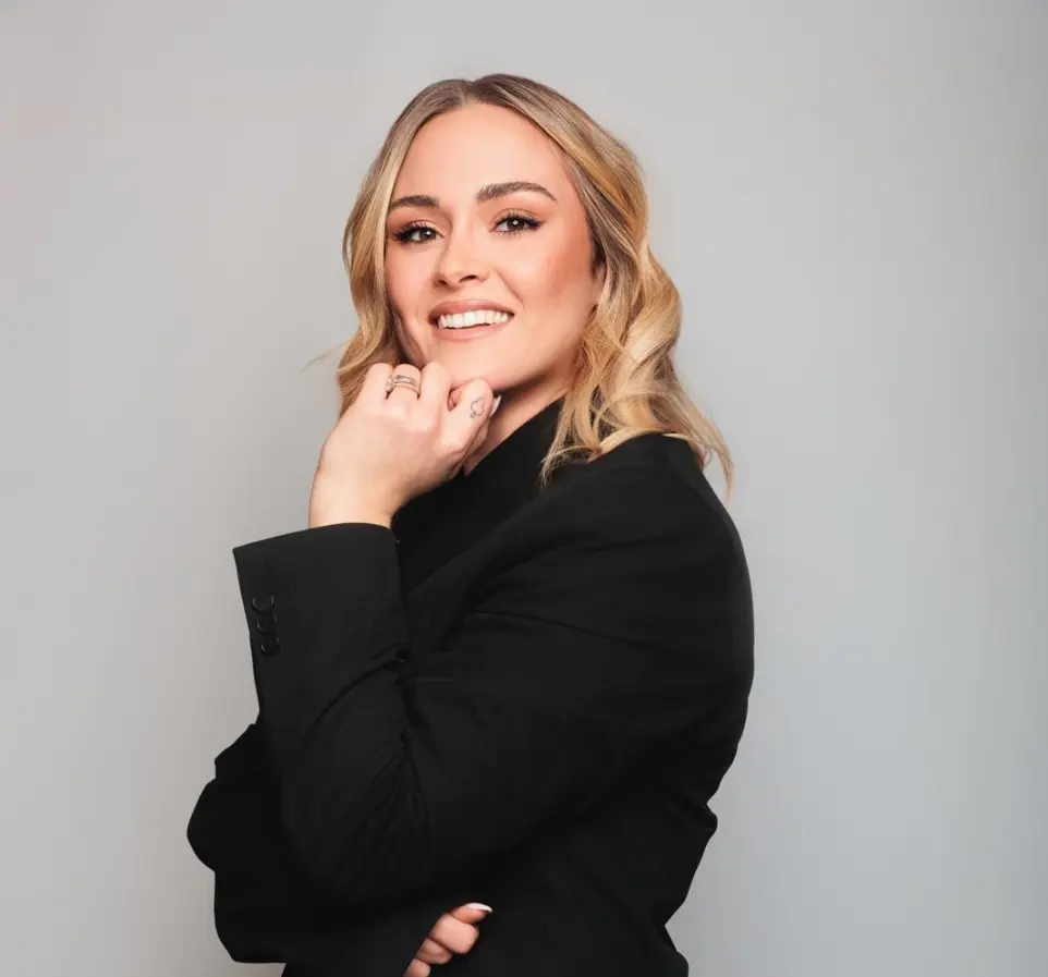 Isaline Gontier - Conseil en image, style, morphologie et colorimétrie